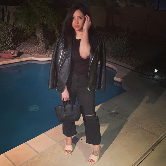 High Waisted Destroyed Crop Flared Jeans - Picture 2 of 9